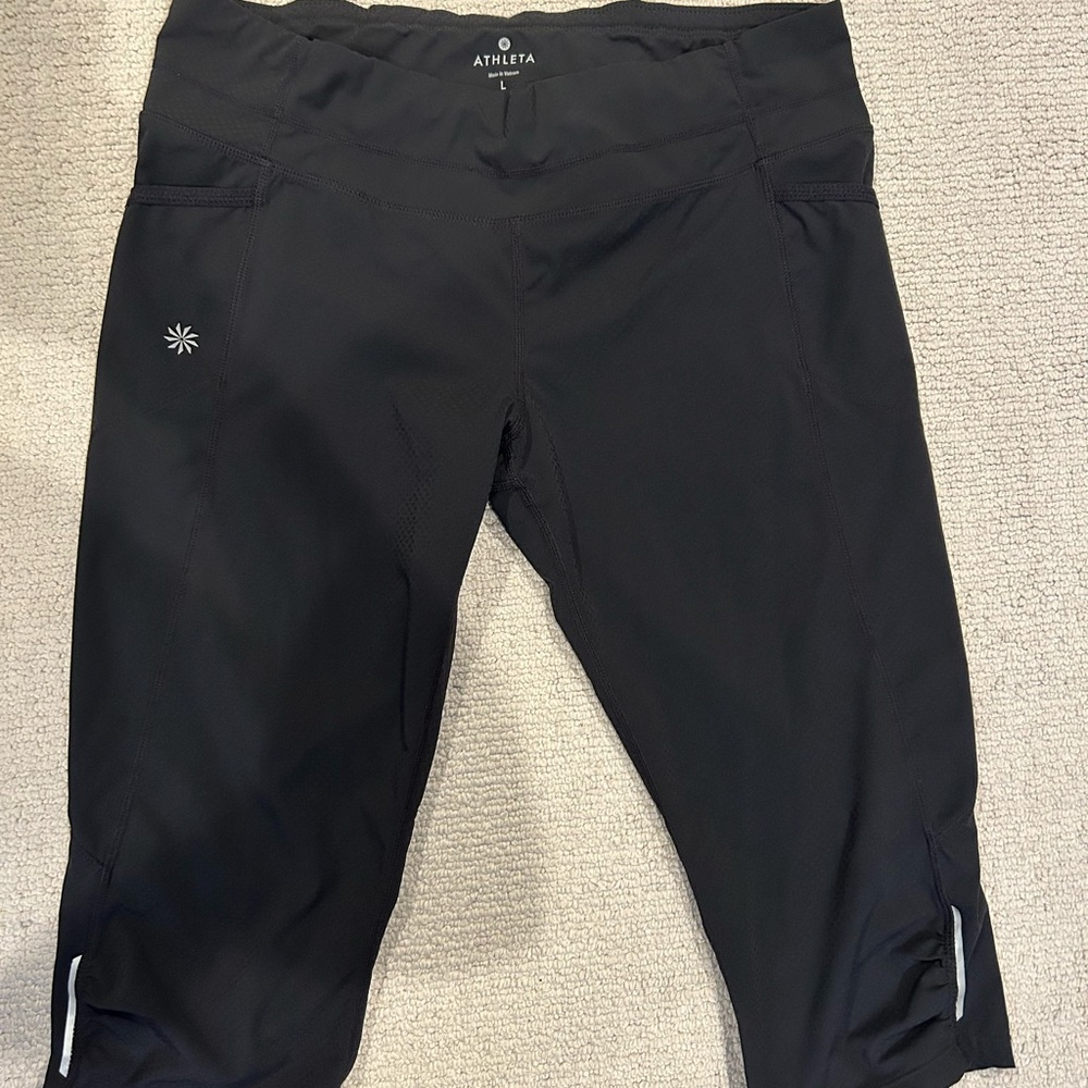 Athleta Black Workout Capris